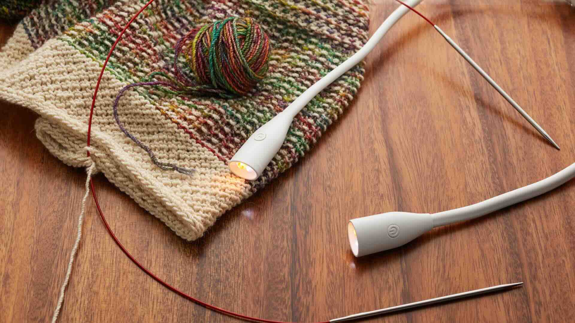 Complete knitting bag with Lumos